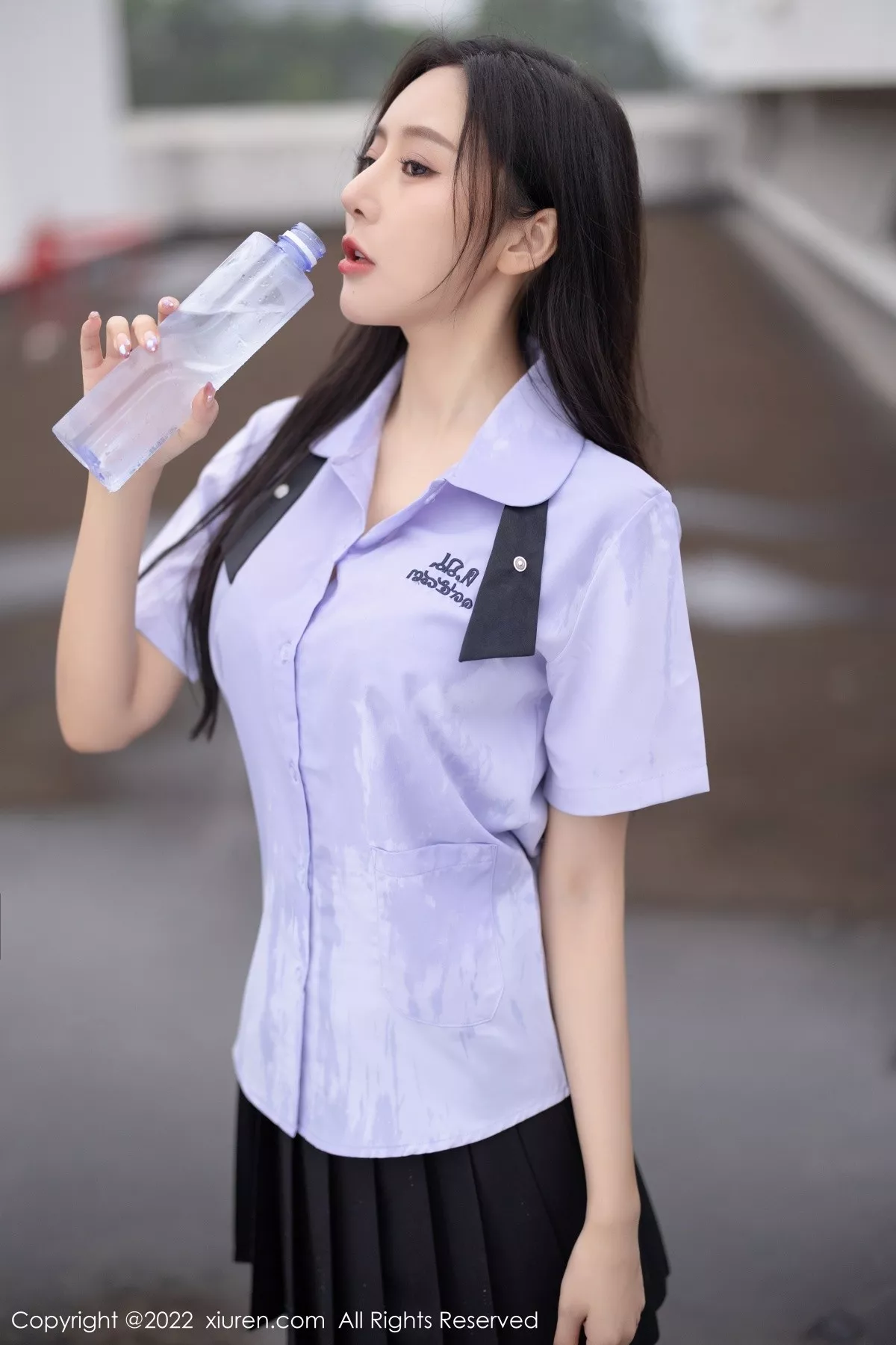 秀人集.com_[XiuRen秀人网]No.4819_女神王馨瑶yanni户外半脱性感JK制服露蕾丝内衣完美诱惑写真66P